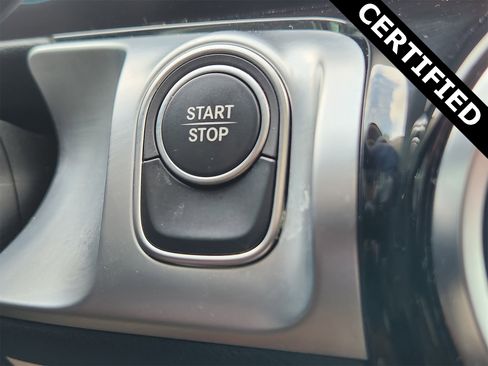 Certified 2022 Mercedes-Benz EQB 300 4MATIC image 20