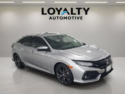 Used 2018 Honda Civic Sport Touring image 7