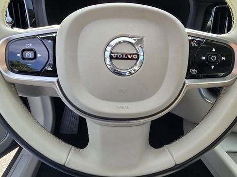 Certified 2023 Volvo XC60 B5 Plus w/ Climate Package AWD/4WD image 24