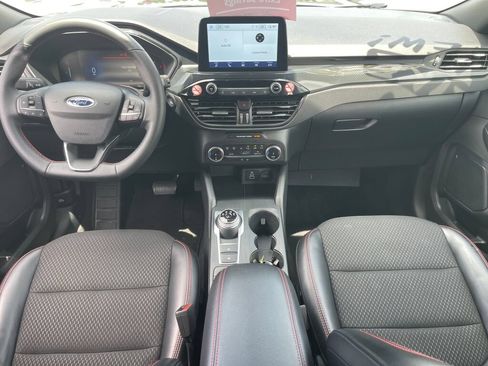 Used 2025 Ford Escape ST-Line FWD image 28