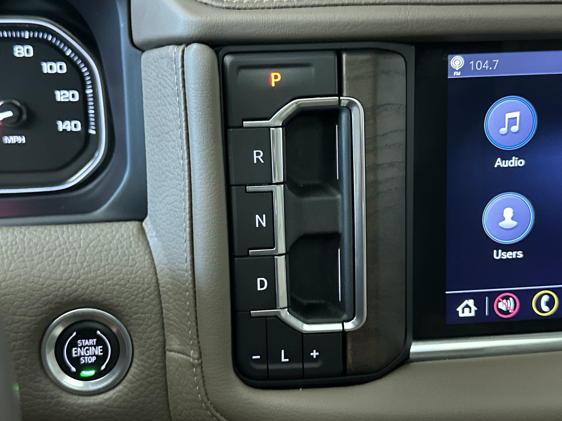 Used 2021 GMC Yukon Denali AWD/4WD image 23