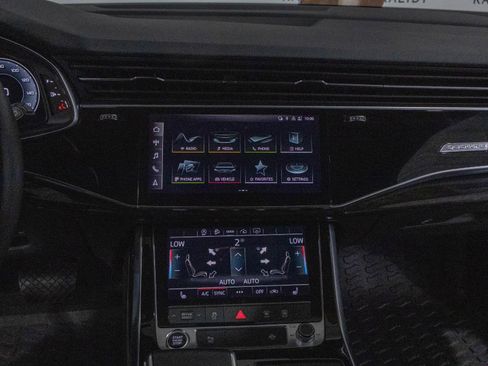Used 2022 Audi Q7 Premium Plus image 4