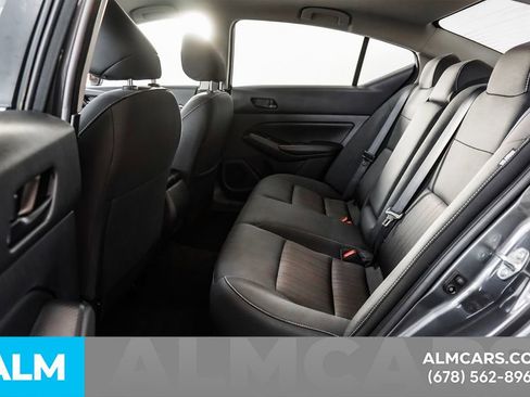 Used 2025 Nissan Altima 2.5 SV FWD image 17