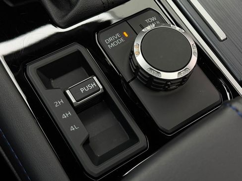 Certified 2024 Toyota Sequoia Platinum AWD/4WD image 42