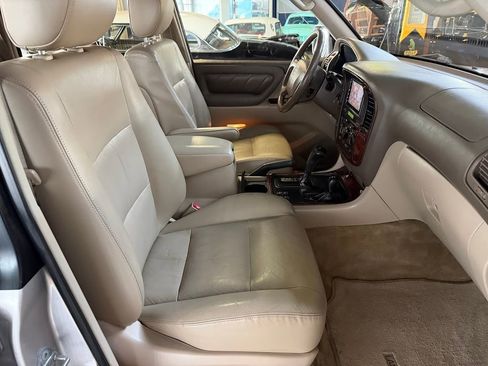 Used 2000 Toyota Land Cruiser AWD/4WD image 14