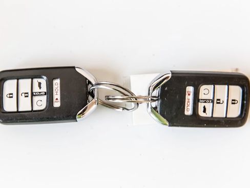 Used 2019 Honda CR-V Touring image 40