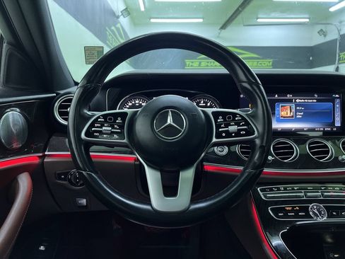 Used 2019 Mercedes-Benz E 450 4MATIC Sedan w/ Premium Package image 20
