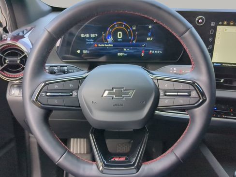 Used 2025 Chevrolet Equinox RS w/ Convenience Package III FWD image 67