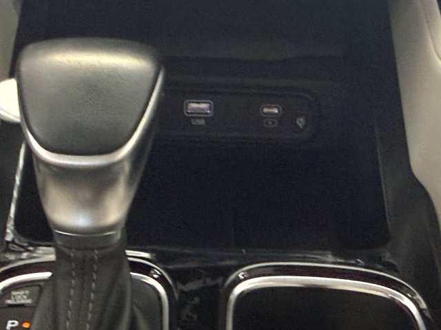 Used 2024 Kia Telluride S w/ S Sunroof Package FWD image 6
