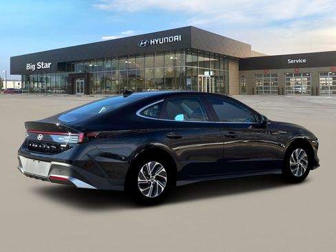 New 2026 Hyundai Sonata Blue FWD image 7
