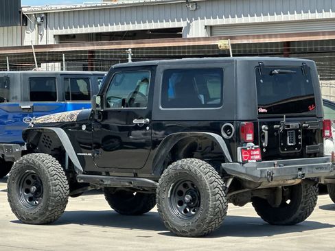 Used 2007 Jeep Wrangler Rubicon w/ Dual Top Group AWD/4WD image 6