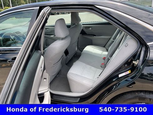 Used 2017 Toyota Camry LE FWD image 23