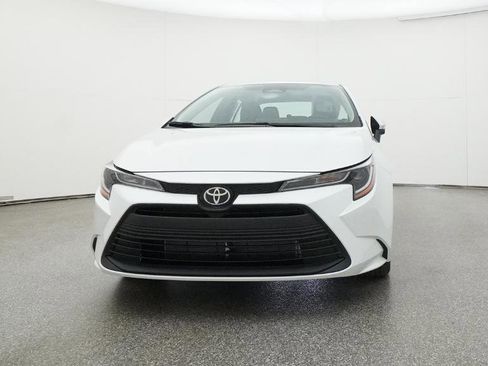New 2026 Toyota Corolla LE image 2