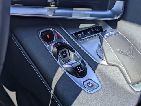 Used 2022 Chevrolet Corvette Stingray Preferred Conv w/ Z51 Performance Package RWD image 27
