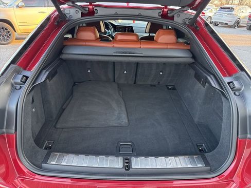 Used 2023 BMW X6 xDrive40i w/ M Sport Package image 12