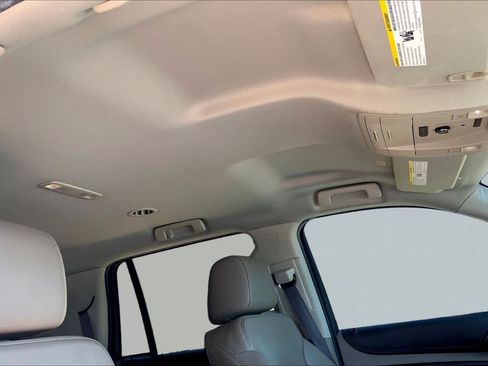 Used 2020 Chevrolet Tahoe LT AWD/4WD image 14