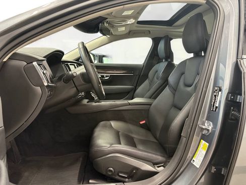 Used 2017 Volvo S90 T6 Momentum w/ Vision Package AWD/4WD image 10