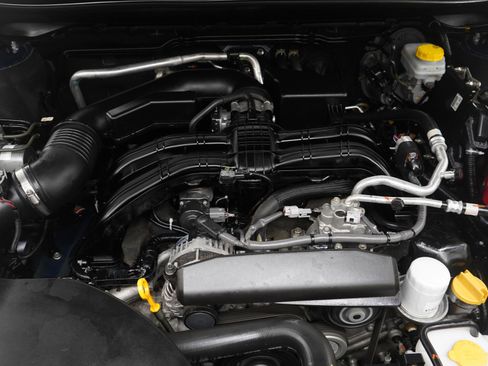 Used 2023 Subaru Outback Premium image 29