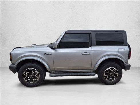 Used 2022 Ford Bronco Outer Banks AWD/4WD image 7