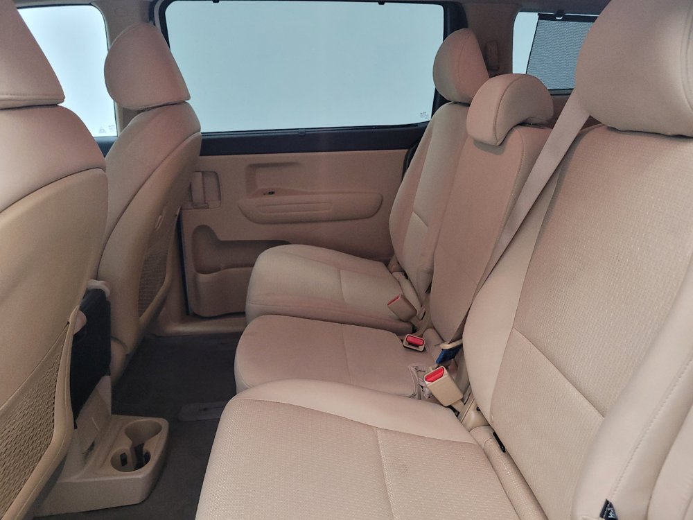 Used 2016 Kia Sedona LX w/ LX Convenience Package FWD image 18