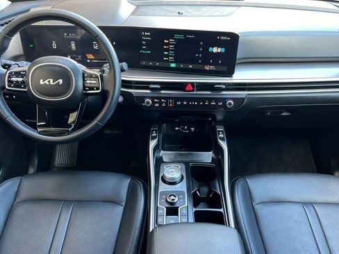 Used 2025 Kia Sorento EX AWD/4WD image 15