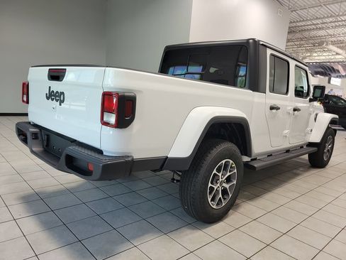 New 2026 Jeep Gladiator Sport AWD/4WD image 7