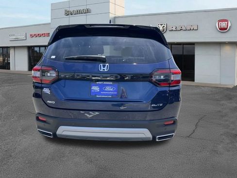 Used 2023 Honda Pilot Elite image 4