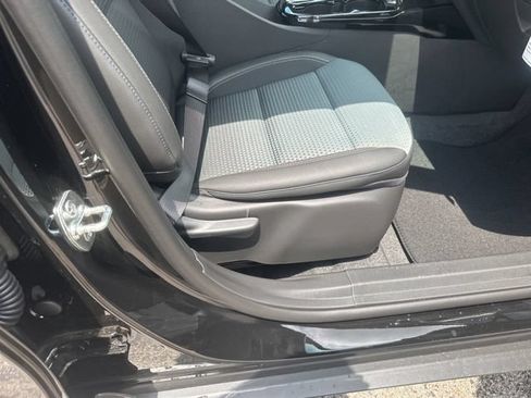 New 2026 Chevrolet Trax LT FWD image 31