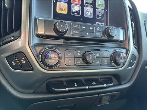 Used 2017 Chevrolet Silverado 1500 LT w/ All Star Edition AWD/4WD image 21