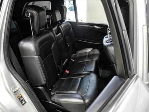 Used 2017 Mercedes-Benz GLS 550 4MATIC image 38