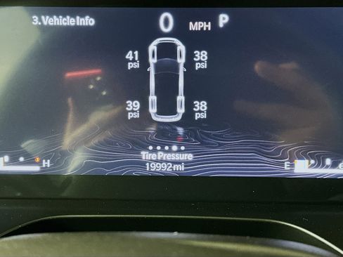 Used 2025 Jeep Grand Cherokee L Laredo image 19