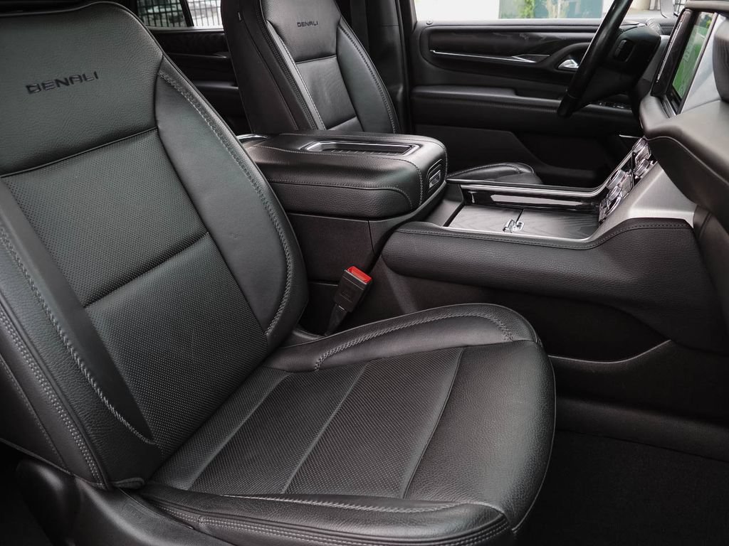 Used 2022 GMC Yukon Denali AWD/4WD image 18