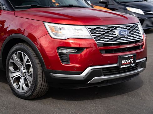 Used 2019 Ford Explorer Platinum image 6