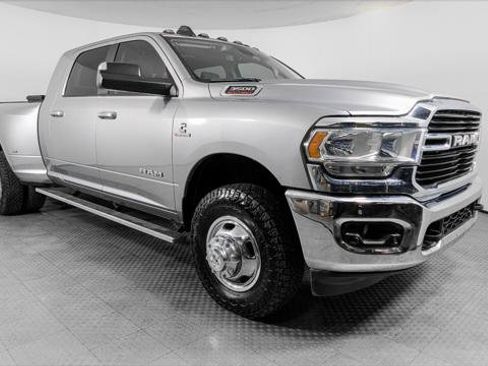 Used 2019 RAM 3500 Big Horn AWD/4WD image 12