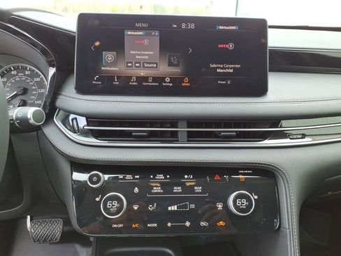 Used 2024 INFINITI QX60 Pure image 10