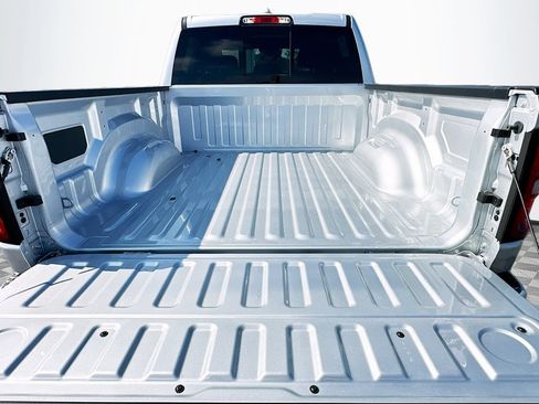New 2026 RAM 1500 Big Horn AWD/4WD image 33