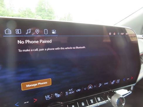 Used 2025 Chevrolet Blazer EV RS AWD/4WD image 28