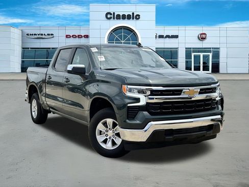 Used 2025 Chevrolet Silverado 1500 LT RWD image 1