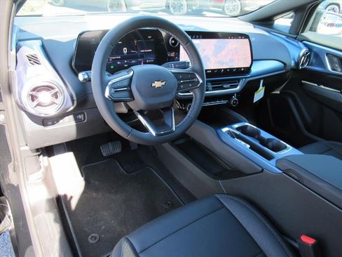 New 2026 Chevrolet Equinox EV LT FWD image 15