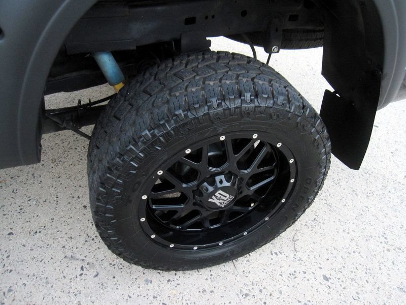 Used 2018 RAM 2500 Laramie w/ Sport Appearance Group AWD/4WD image 34