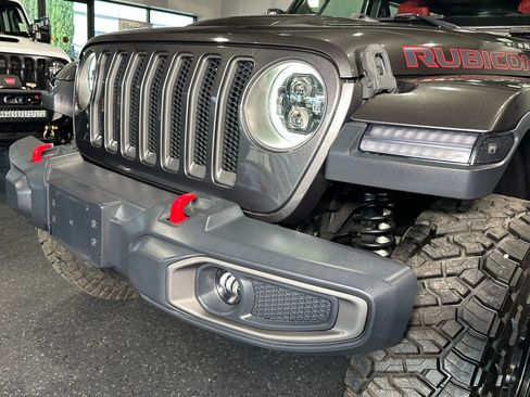 Used 2018 Jeep Wrangler Unlimited Rubicon image 5