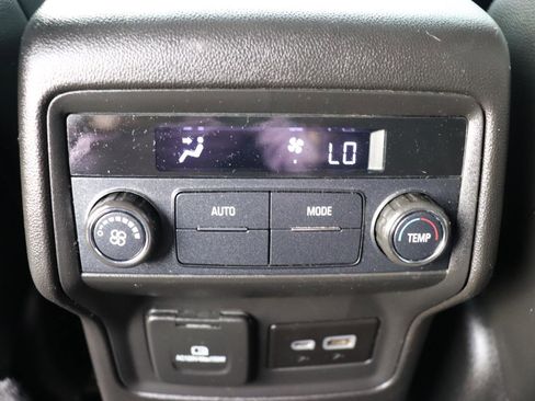 Used 2020 GMC Acadia SLT AWD/4WD image 22