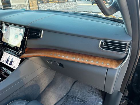 Used 2022 Jeep Grand Wagoneer Series II w/ Flexible Seating Group image 43