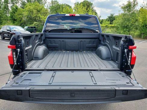 New 2025 Ford F150 Lightning Flash image 31