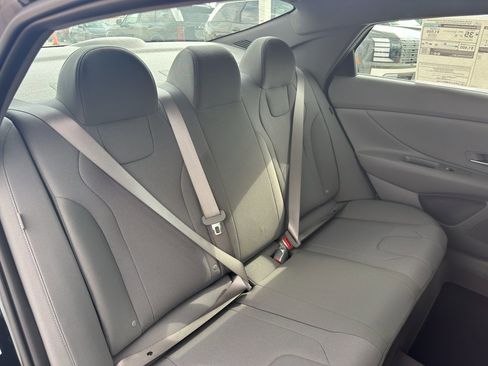 New 2026 Hyundai Elantra SE FWD image 30