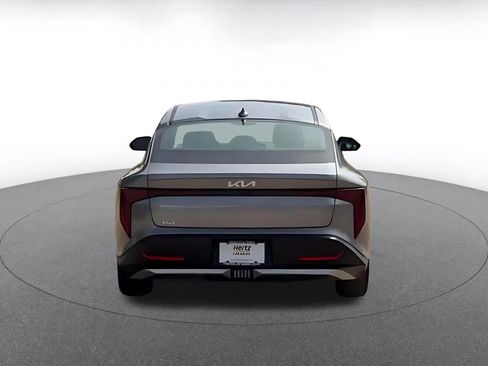 Used 2025 Kia K4 LXS image 12