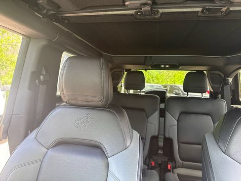 Used 2023 Ford Bronco Black Diamond AWD/4WD image 18