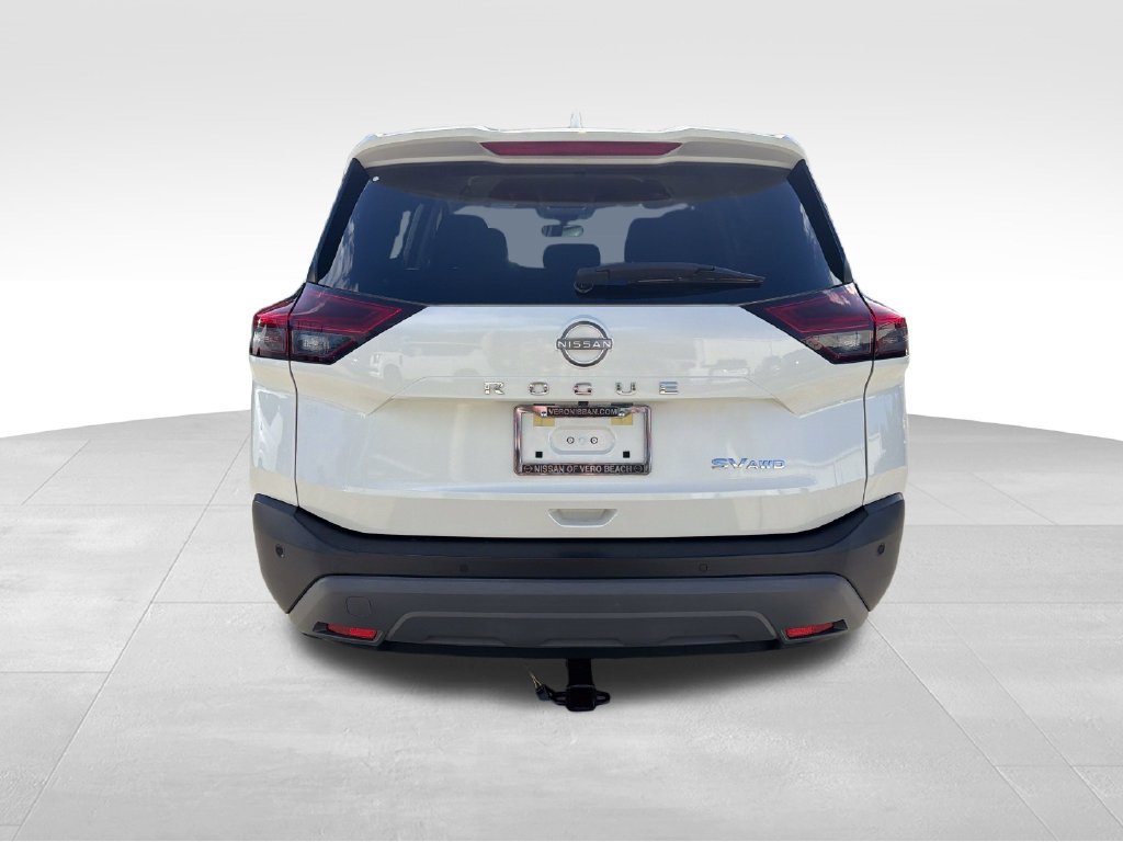 Used 2023 Nissan Rogue SV AWD/4WD image 6