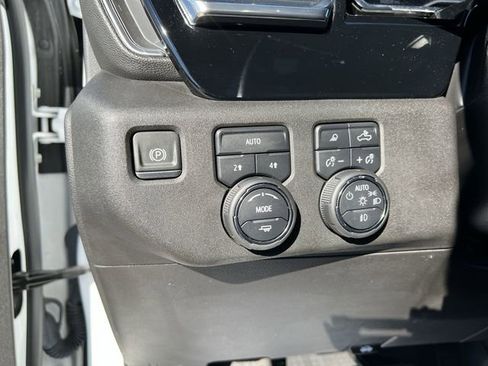 Certified 2024 Chevrolet Silverado 1500 LTZ w/ LTZ Premium Package image 19