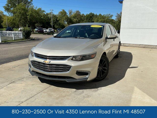 Used 2016 Chevrolet Malibu LT FWD image 4